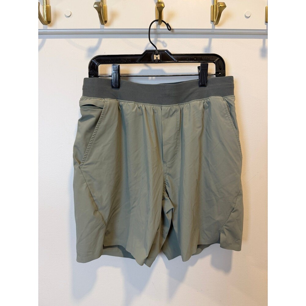Ten Thousand Set Short